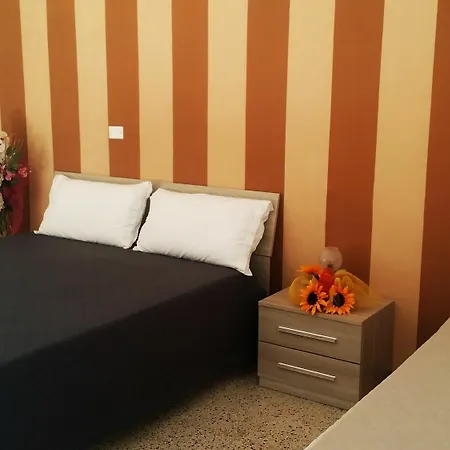 מלון Torre Lapillo *