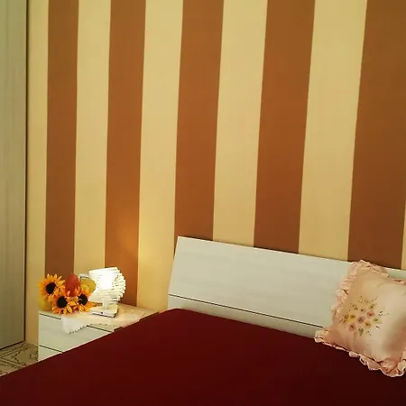 Torre Lapillo מלון